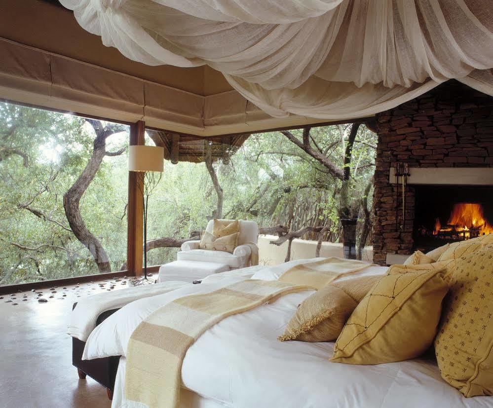 Sanctuary Makanyane Safari Lodge มาเดิคเวเกมรีเซิร์ฟ ภายนอก รูปภาพ