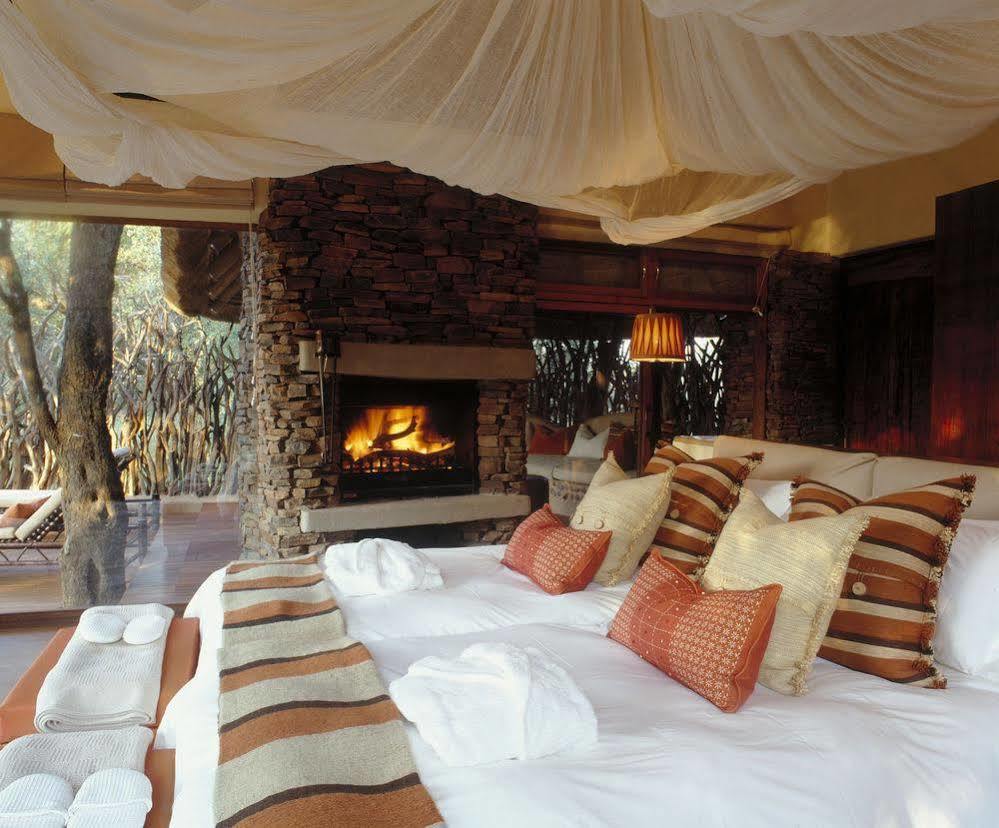 Sanctuary Makanyane Safari Lodge มาเดิคเวเกมรีเซิร์ฟ ภายนอก รูปภาพ