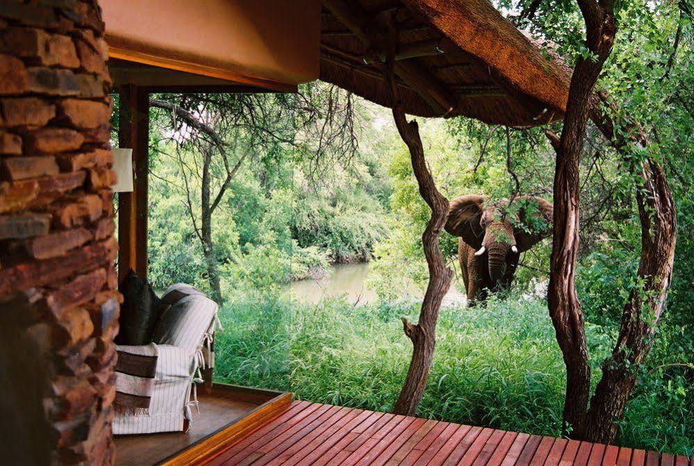 Sanctuary Makanyane Safari Lodge มาเดิคเวเกมรีเซิร์ฟ ภายนอก รูปภาพ